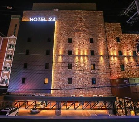 Hotel 2.4 Seoul Exterior photo