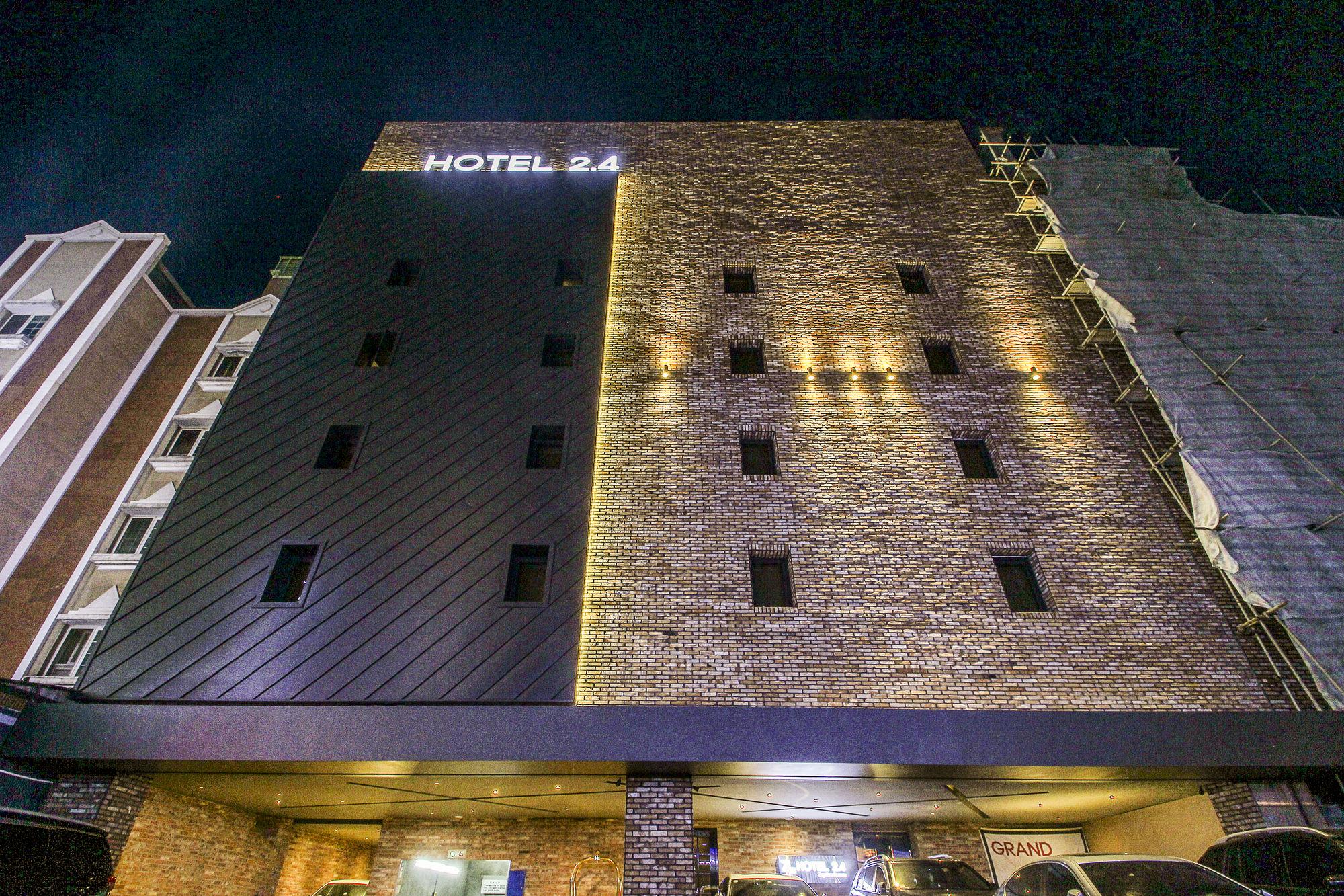 Hotel 2.4 Seoul Exterior photo