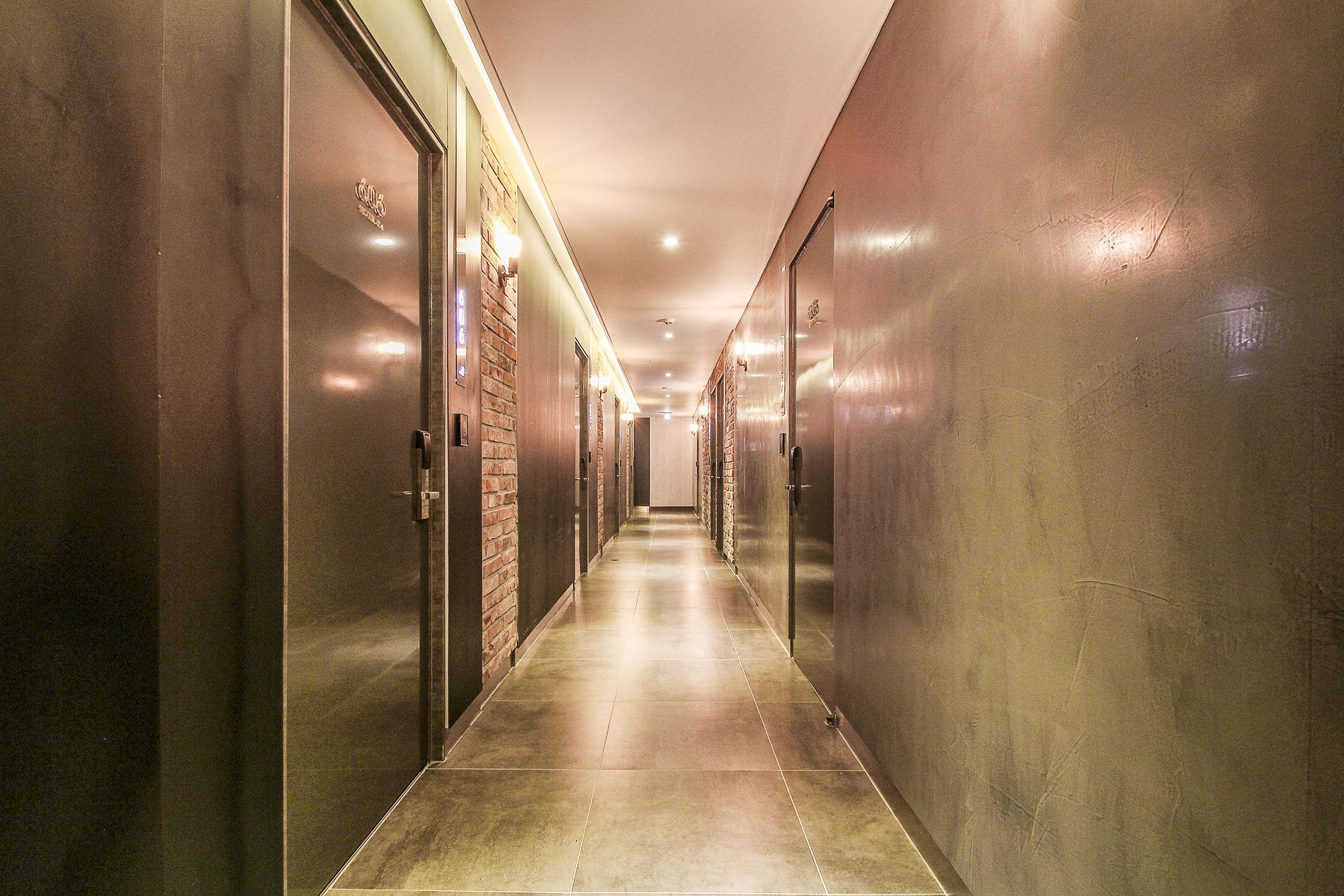 Hotel 2.4 Seoul Exterior photo